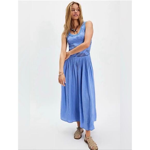 Free People Dresses & Skirts - FREE PEOPLE Pearl Floral Maxi dress in Blue Sz Medium NWOT $198